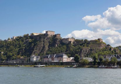 Blick auf die Festung Ehrenbreitstein bei Koblenz